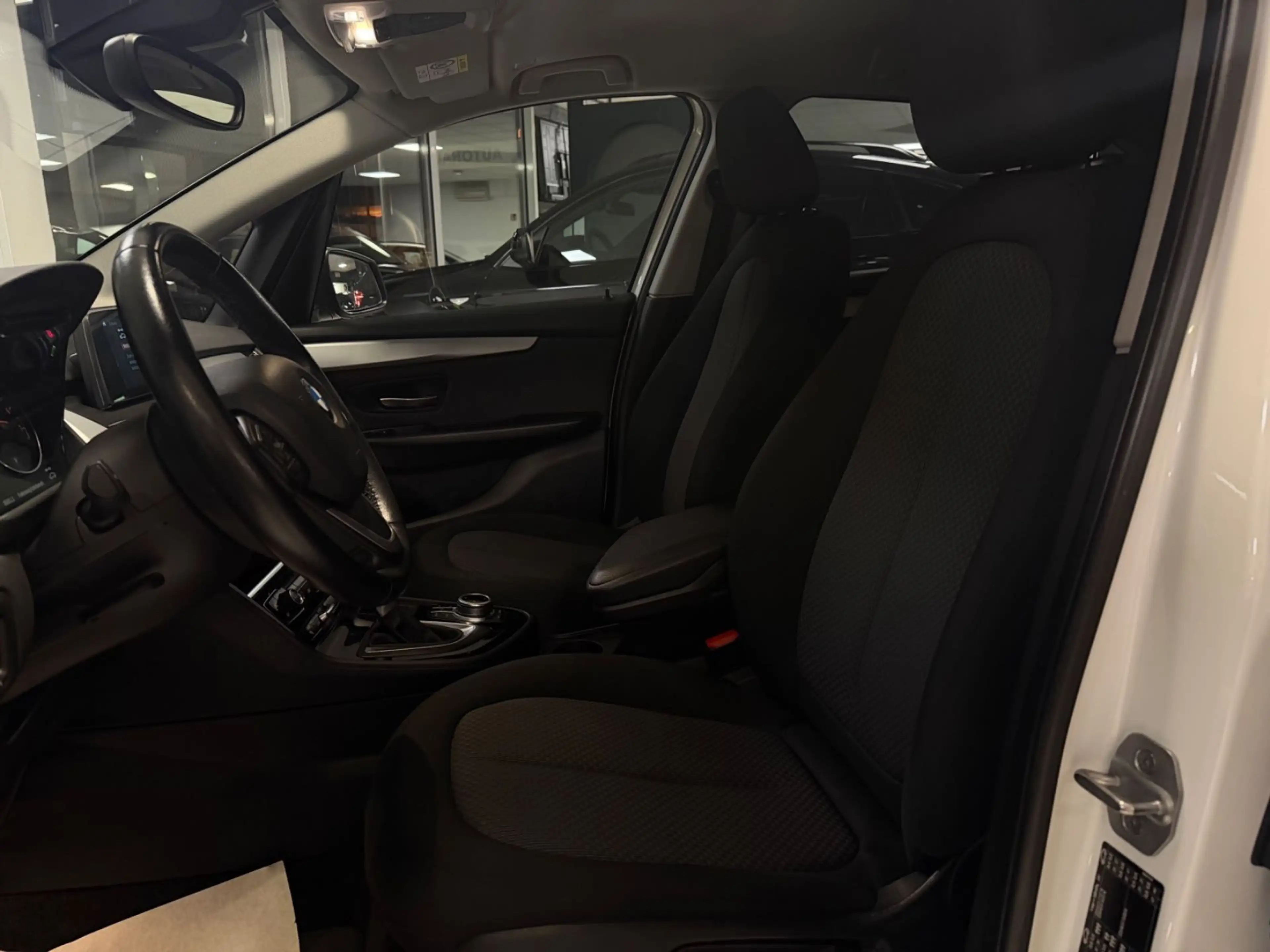 BMW 225 225xe iPerformance 94,4% LED Navi PDC SHZ Traum — photo 24