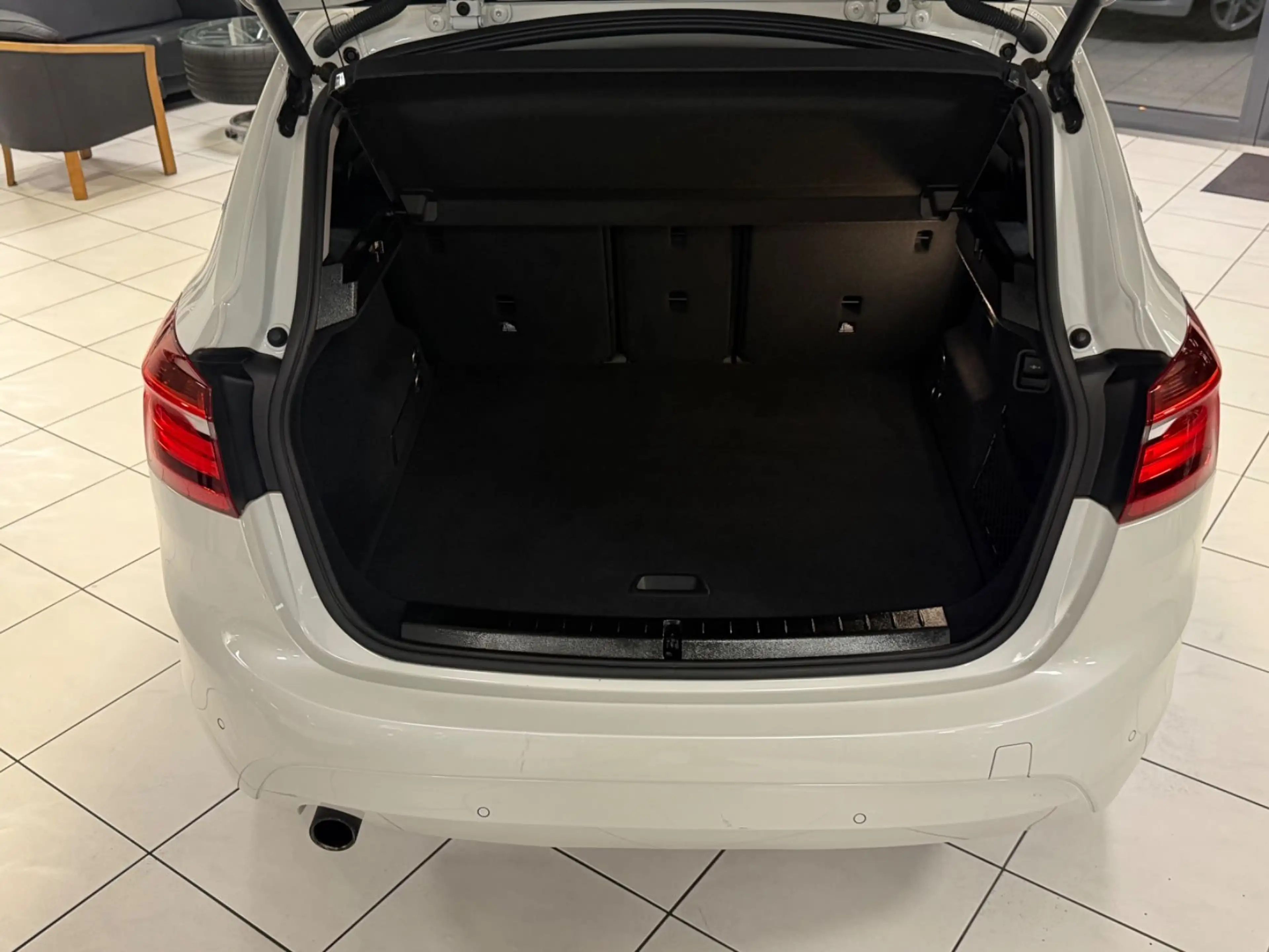 BMW 225 225xe iPerformance 94,4% LED Navi PDC SHZ Traum — photo 10