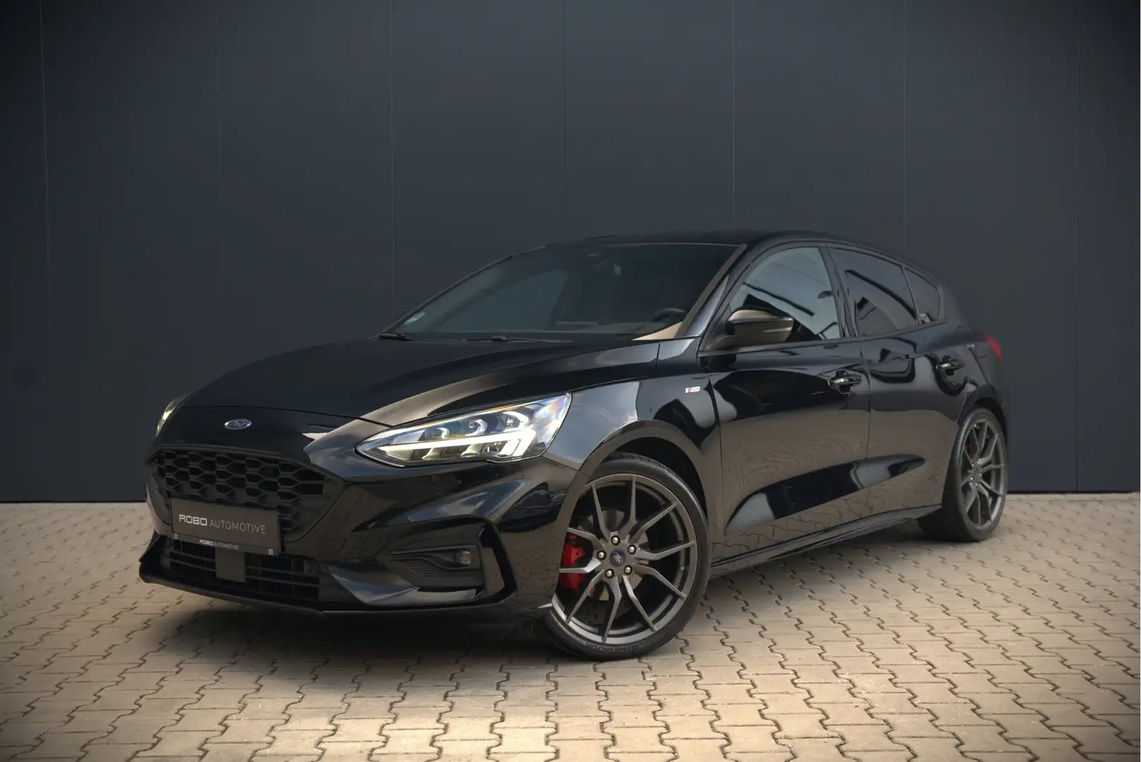 Ford Focus 1.5 EcoBoost ST Line Business | Stoelverwarming | Zwart - 1