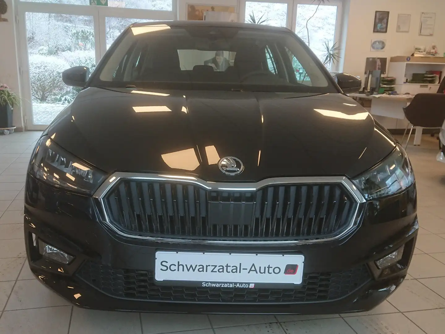 Skoda Fabia Selection, LED, NSW, Klima, ALU, SH vorn, FH eltr Schwarz - 1