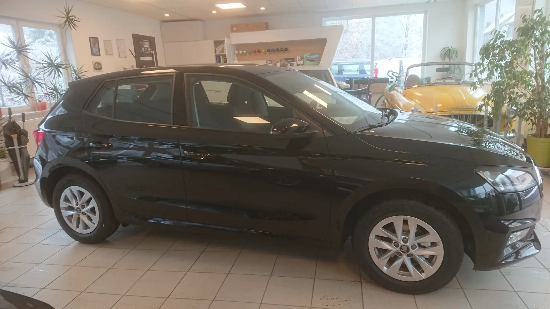 Skoda Fabia Selection, LED, NSW, Klima, ALU, SH vorn, FH eltr Schwarz - 2