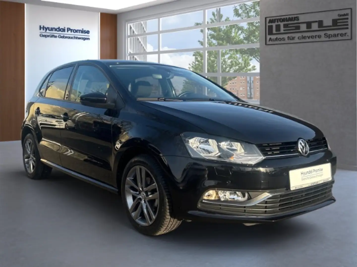 Volkswagen Polo V Sound BMT Start-Stopp Navi Klimaautom SHZ Temp P Zwart - 2