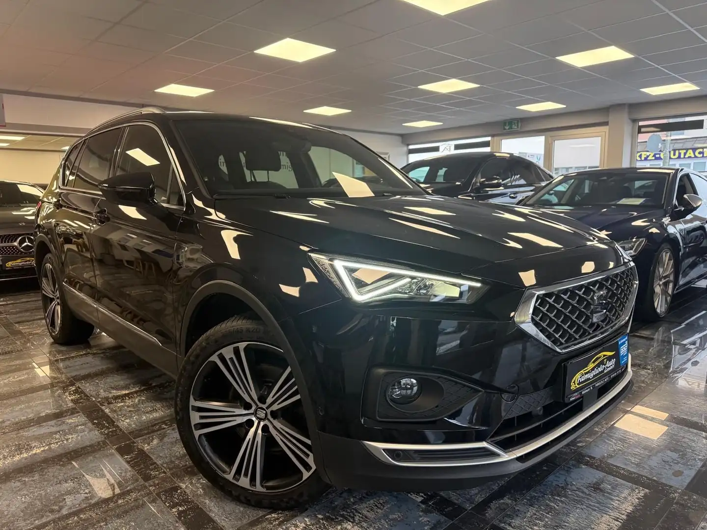 SEAT Tarraco Xcellence 4Drive*AHK*20 ZOLL*ALLRAD*NAVI Schwarz - 2