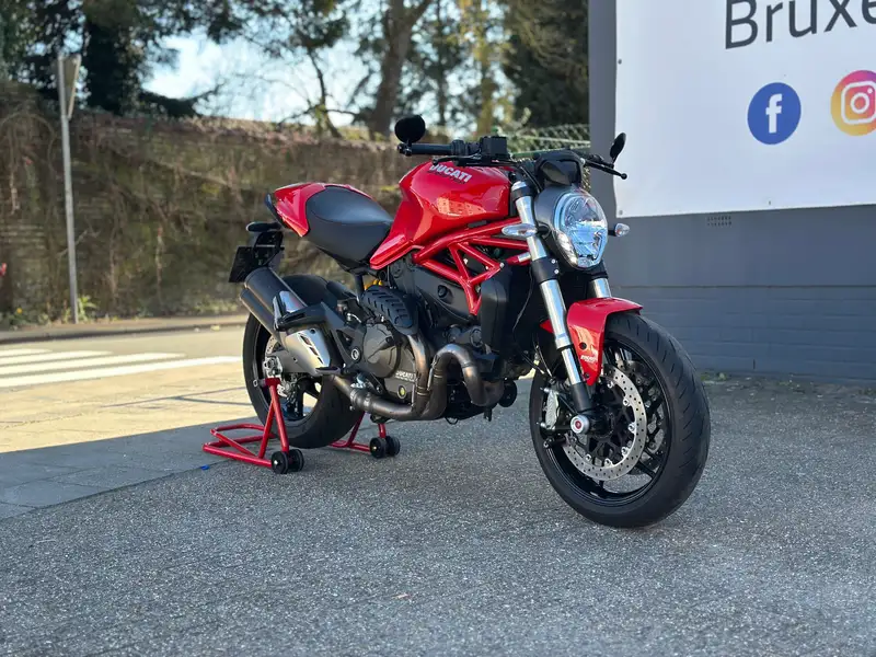 Ducati Monster 821 - foto 7