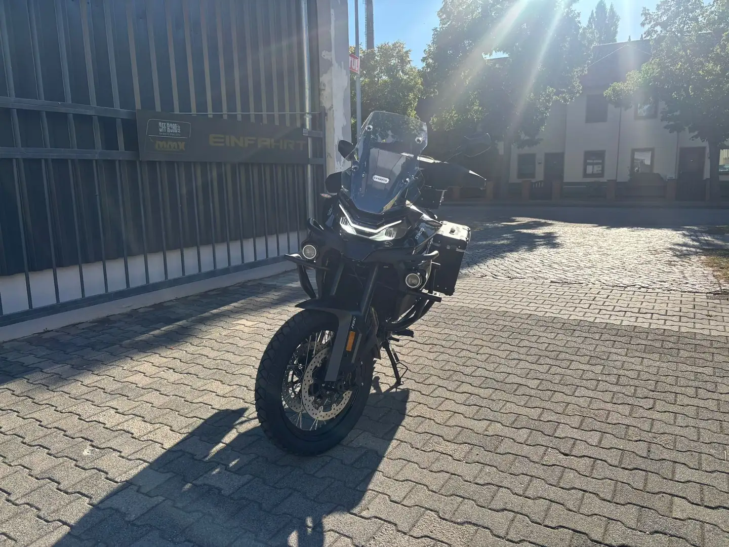 CFMOTO 800 MT Explore Noir - 2