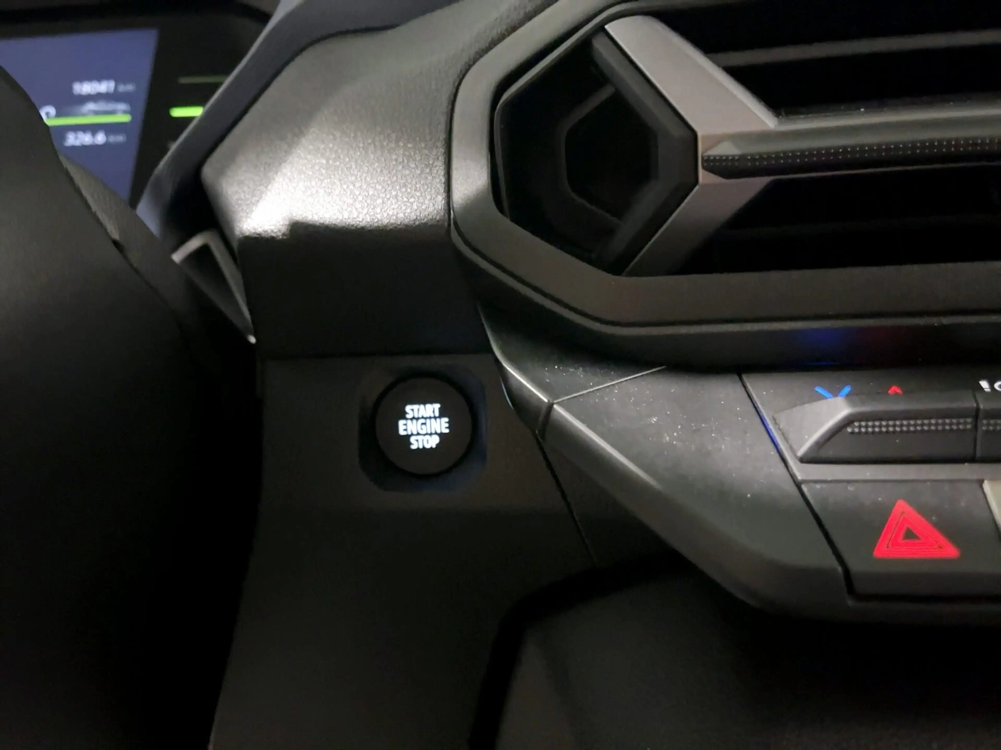 Dacia Duster 1.0 Top Ausstattung+Günstiger Unterhalt — photo 15