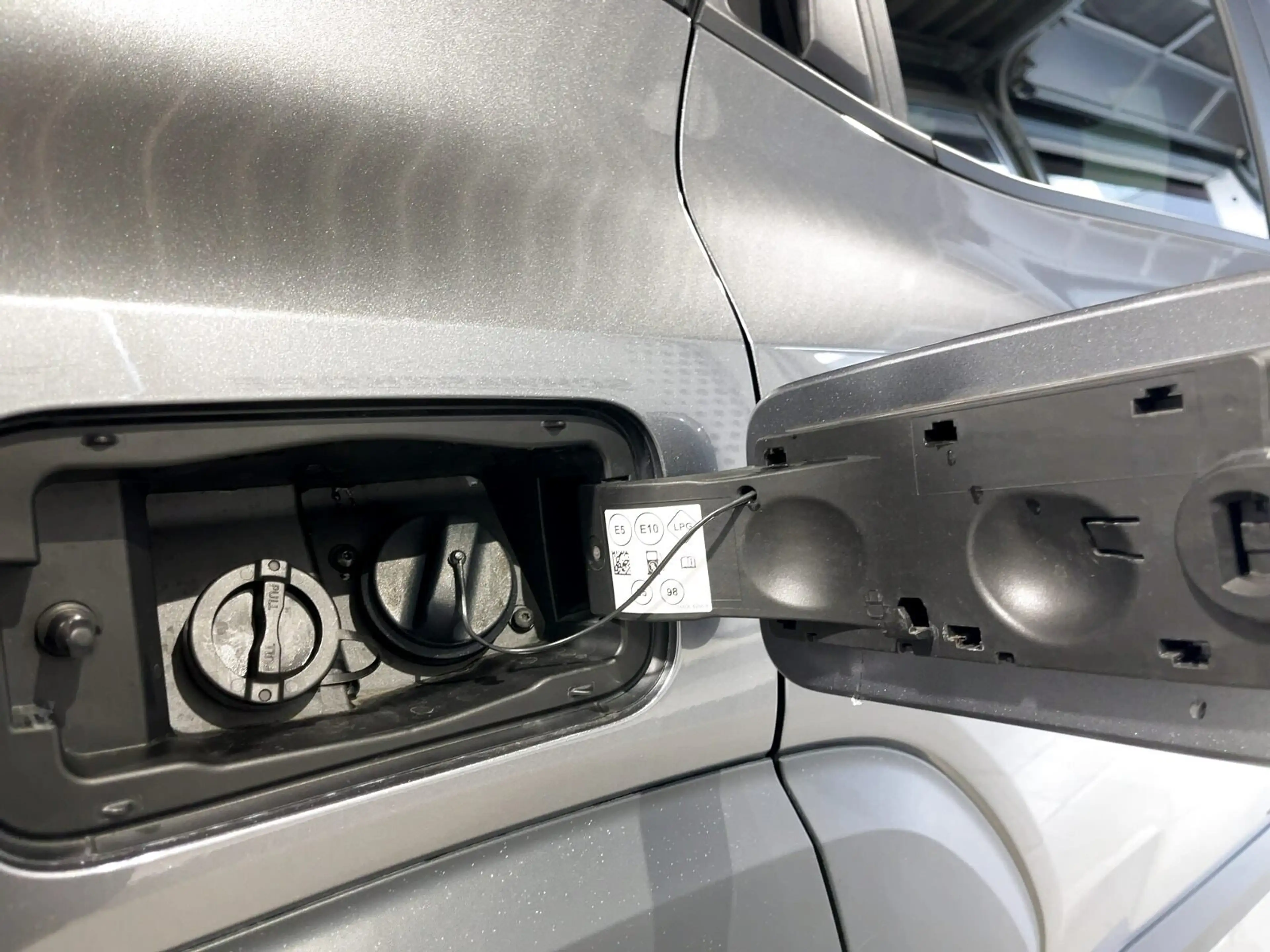 Dacia Duster 1.0 Top Ausstattung+Günstiger Unterhalt — photo 26