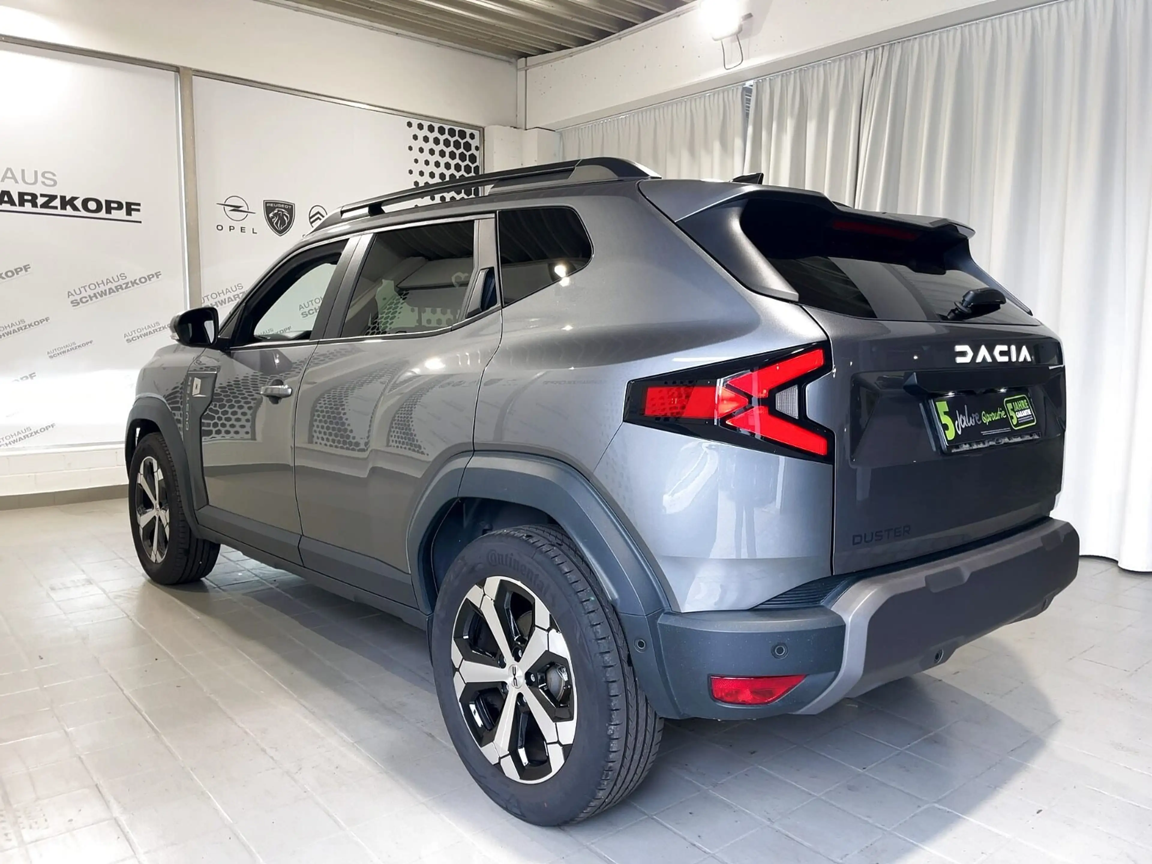 Dacia Duster 1.0 Top Ausstattung+Günstiger Unterhalt — photo 5