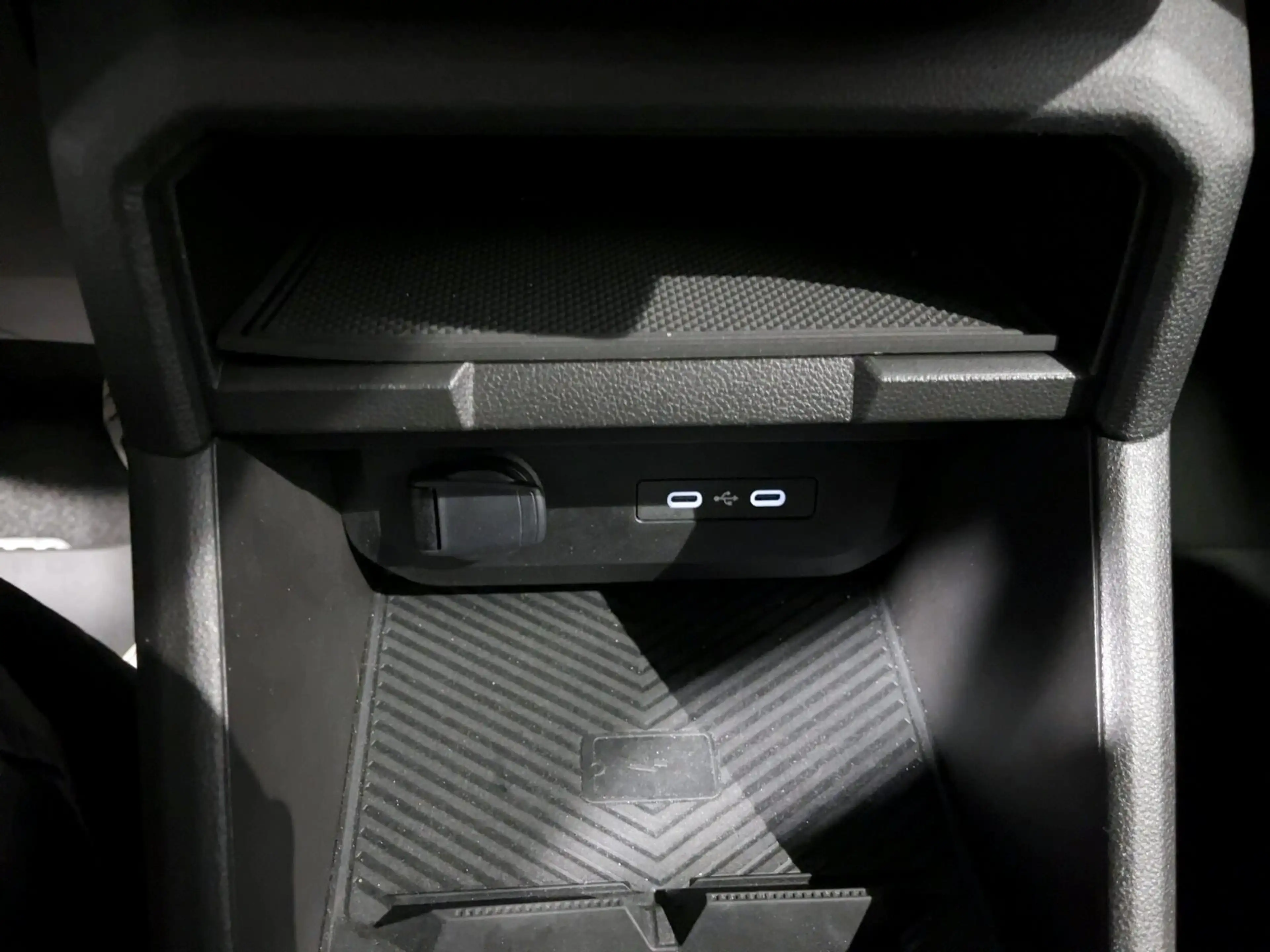 Dacia Duster 1.0 Top Ausstattung+Günstiger Unterhalt — photo 21
