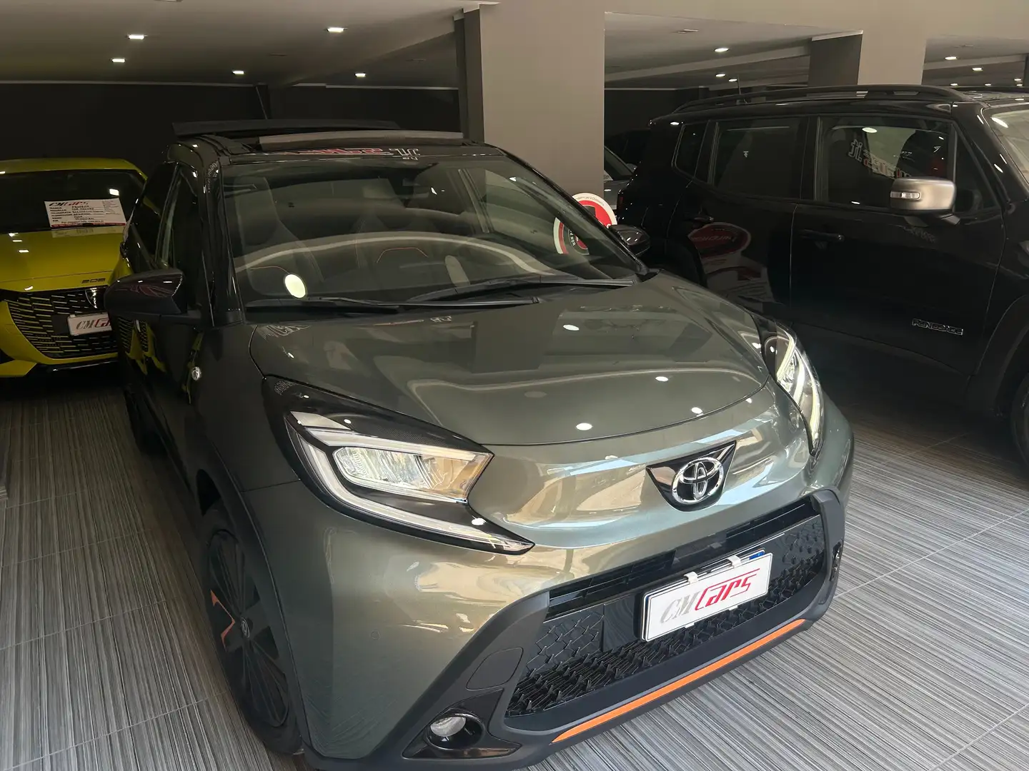 Toyota Aygo X 1.0 72cv Limited Air s-cvt Automatica ITALIANA Verde - 2