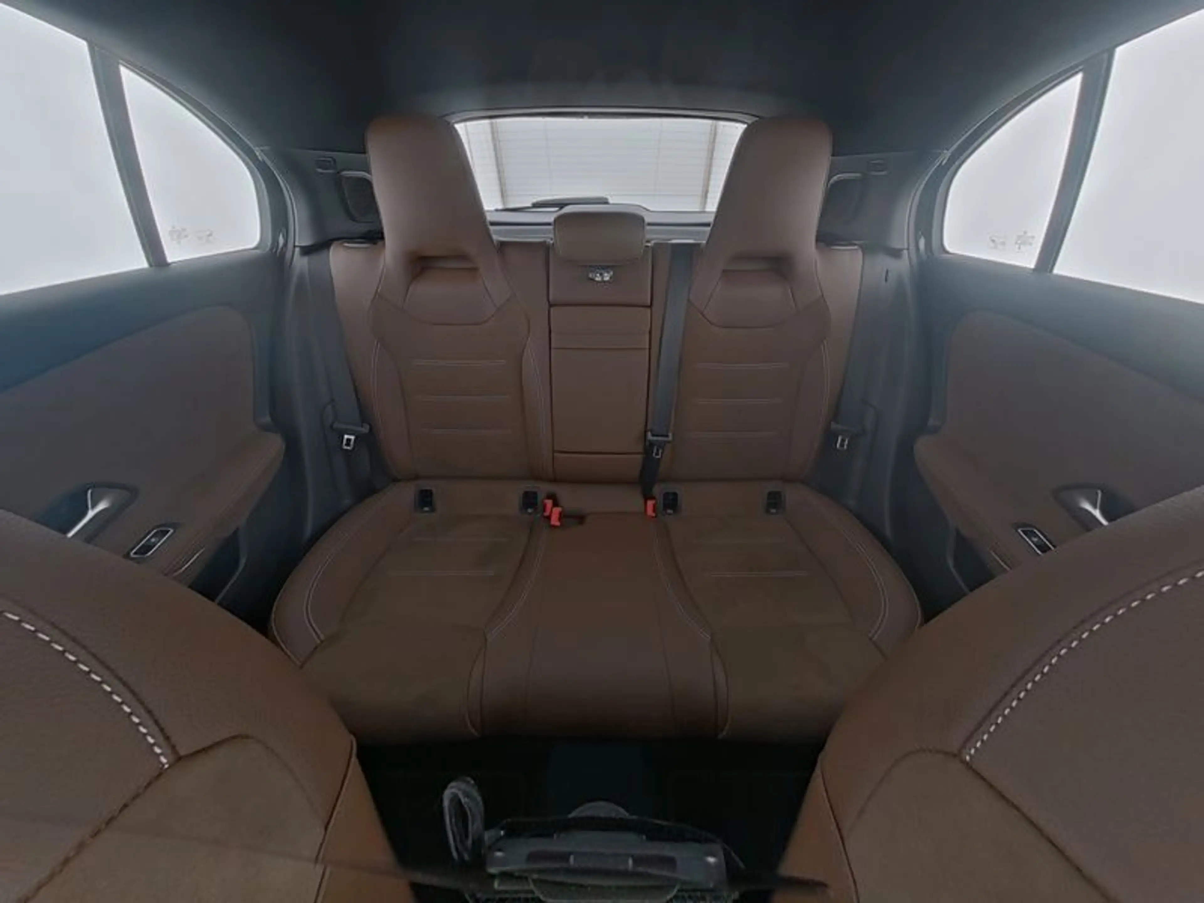 Mercedes-Benz A 220 4MATIC AMG+PREMIUMPLUS+PANO+BURMESTER+ACC+ — photo 7