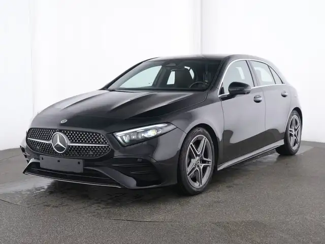 Mercedes-Benz A 220 4MATIC AMG+PREMIUMPLUS+PANO+BURMESTER+ACC+