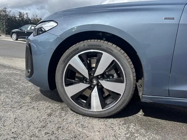 Audi A5 view 9