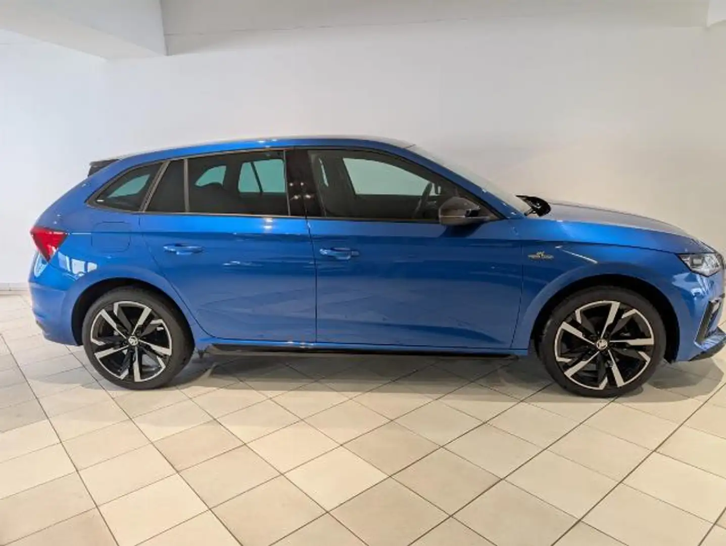 Skoda Scala Monte Carlo AHK NAVI PANO 5J.Garantie Blau - 2