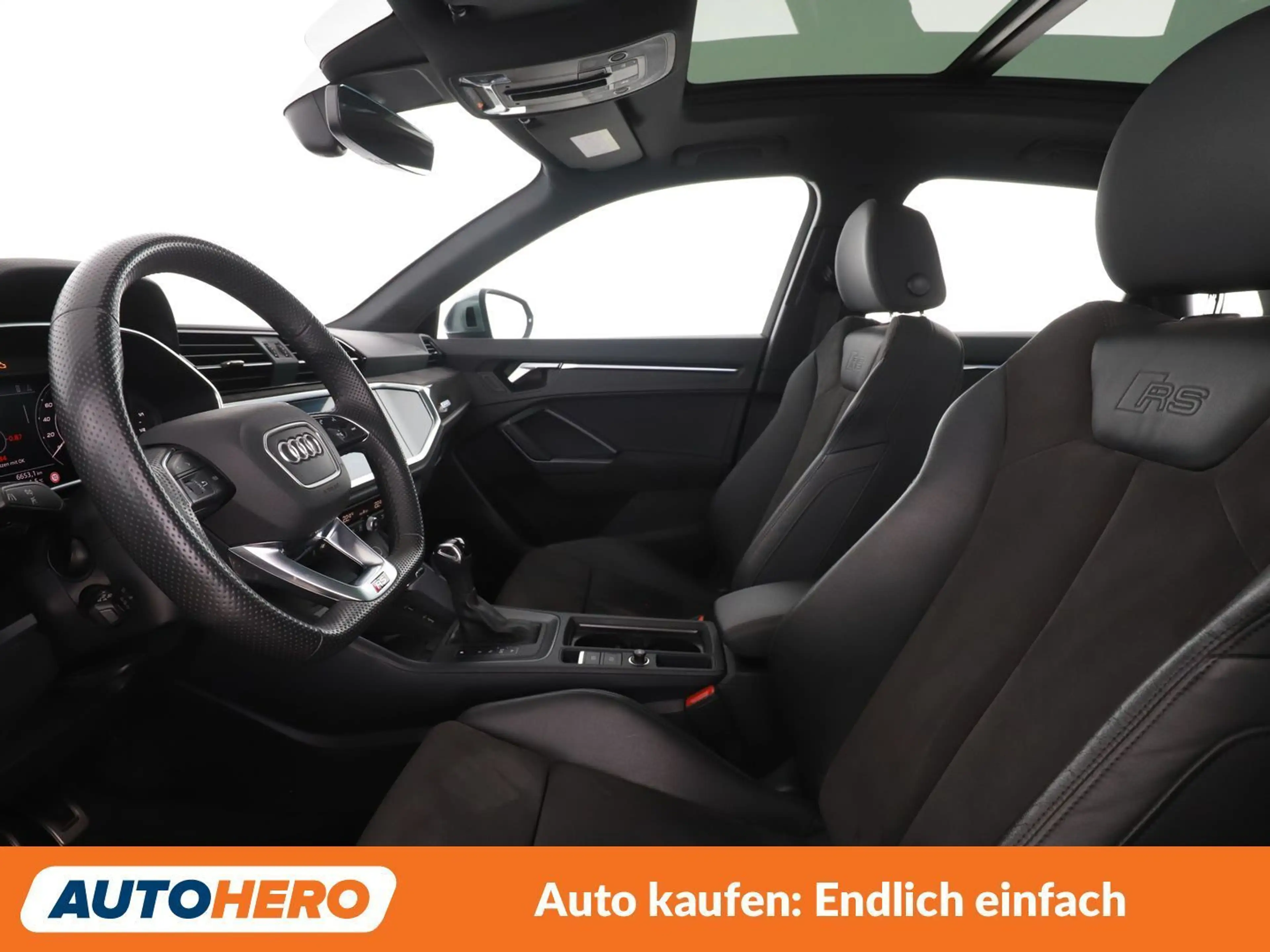 Audi RS Q3 2.5 TFSI quattro — photo 10