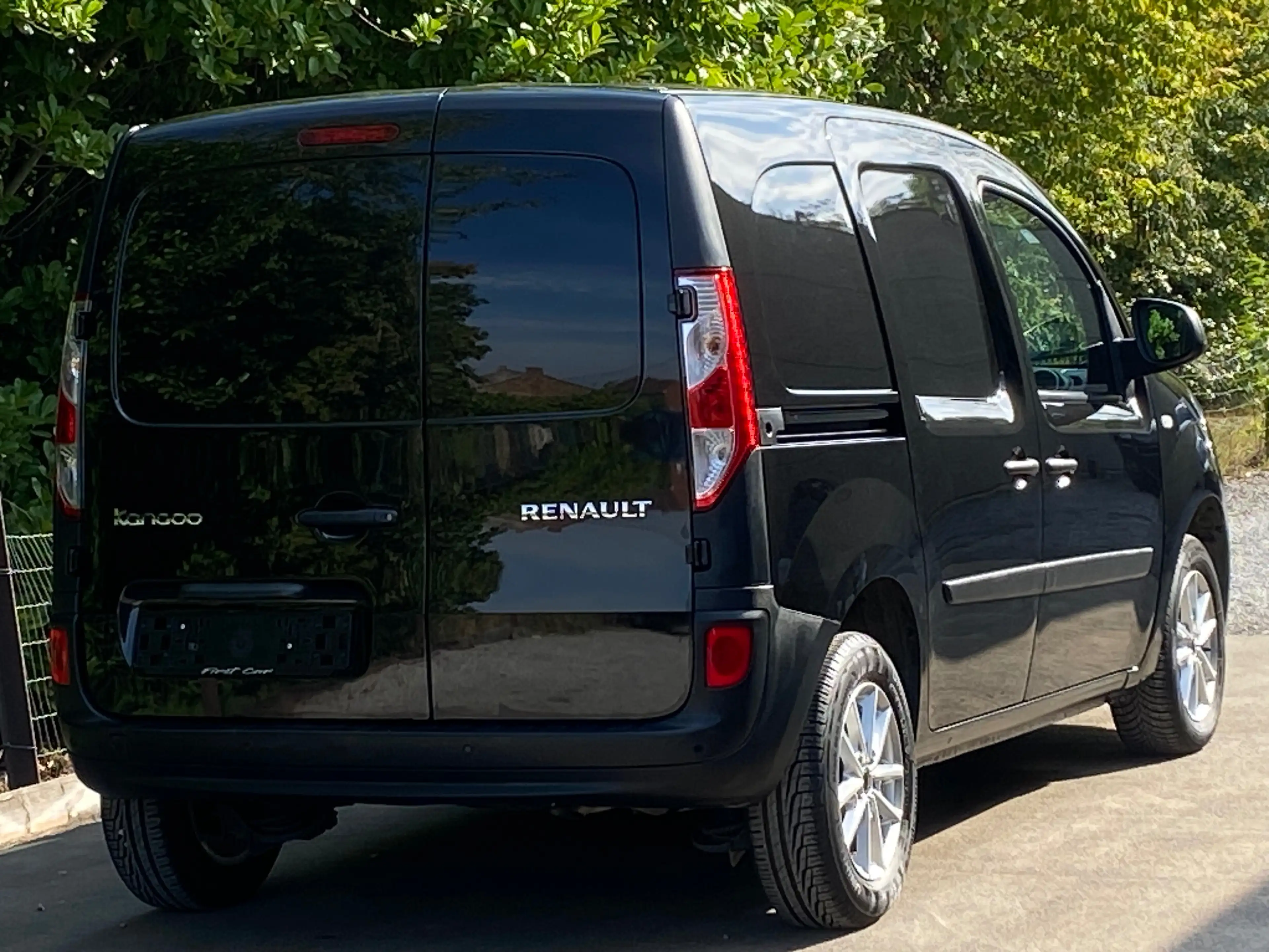 Renault Kangoo 1.5 dci - Airco - Jantes - Neuf - Garantie - TVA Récupérable!!! — photo 6