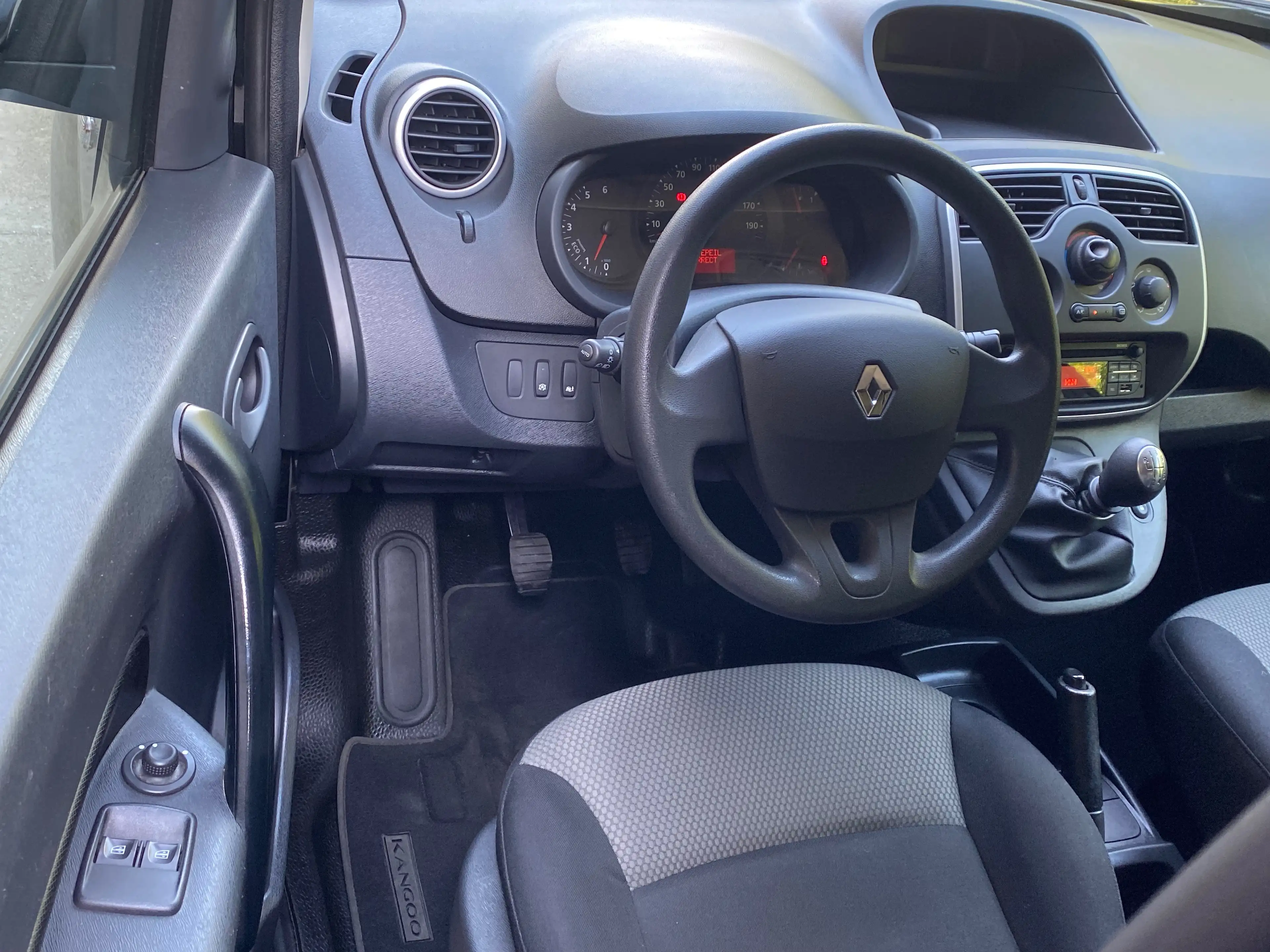 Renault Kangoo 1.5 dci - Airco - Jantes - Neuf - Garantie - TVA Récupérable!!! — photo 8