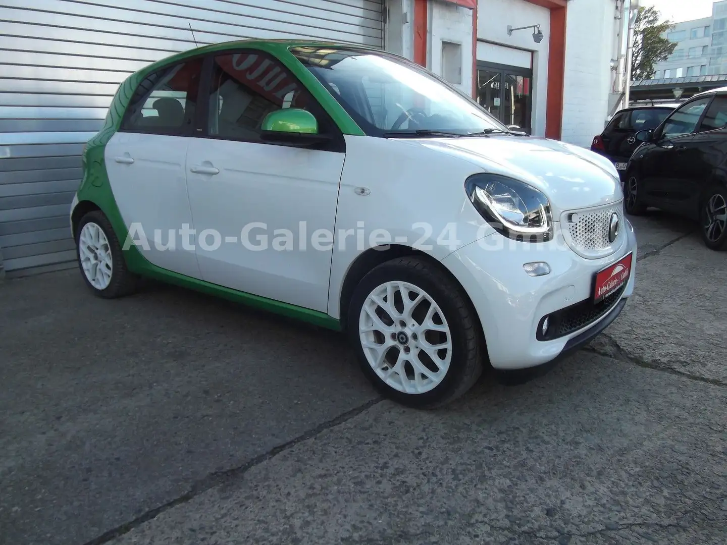 smart forFour forfour electric drive / EQ Weiß - 1