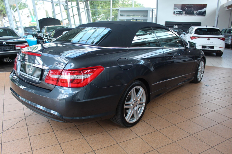 Mercedes-Benz E 200 Cabrio  CGI BlueEfficiency+AMG Line+SHZ+PDC — photo 6