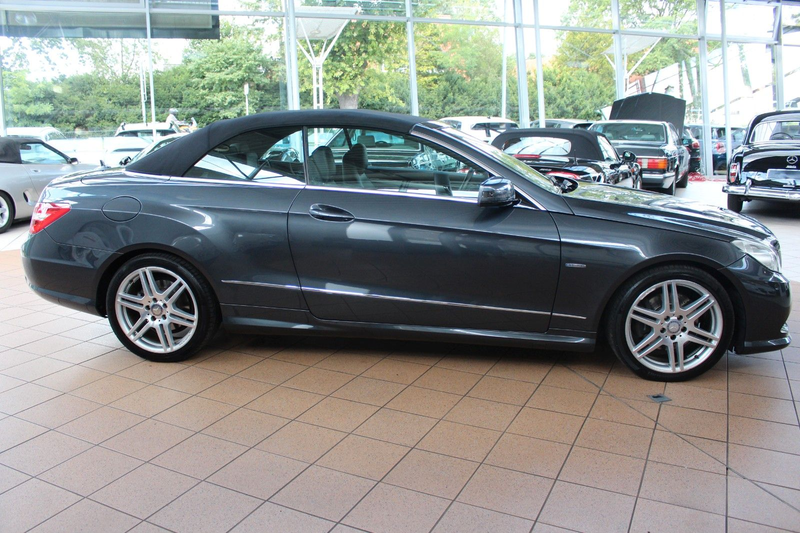 Mercedes-Benz E 200 Cabrio  CGI BlueEfficiency+AMG Line+SHZ+PDC — photo 7