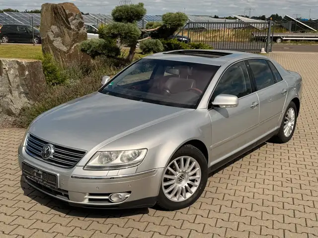 Volkswagen Phaeton 3.2 V6 SCHIEBEDACH SHZ NAVI XENON
