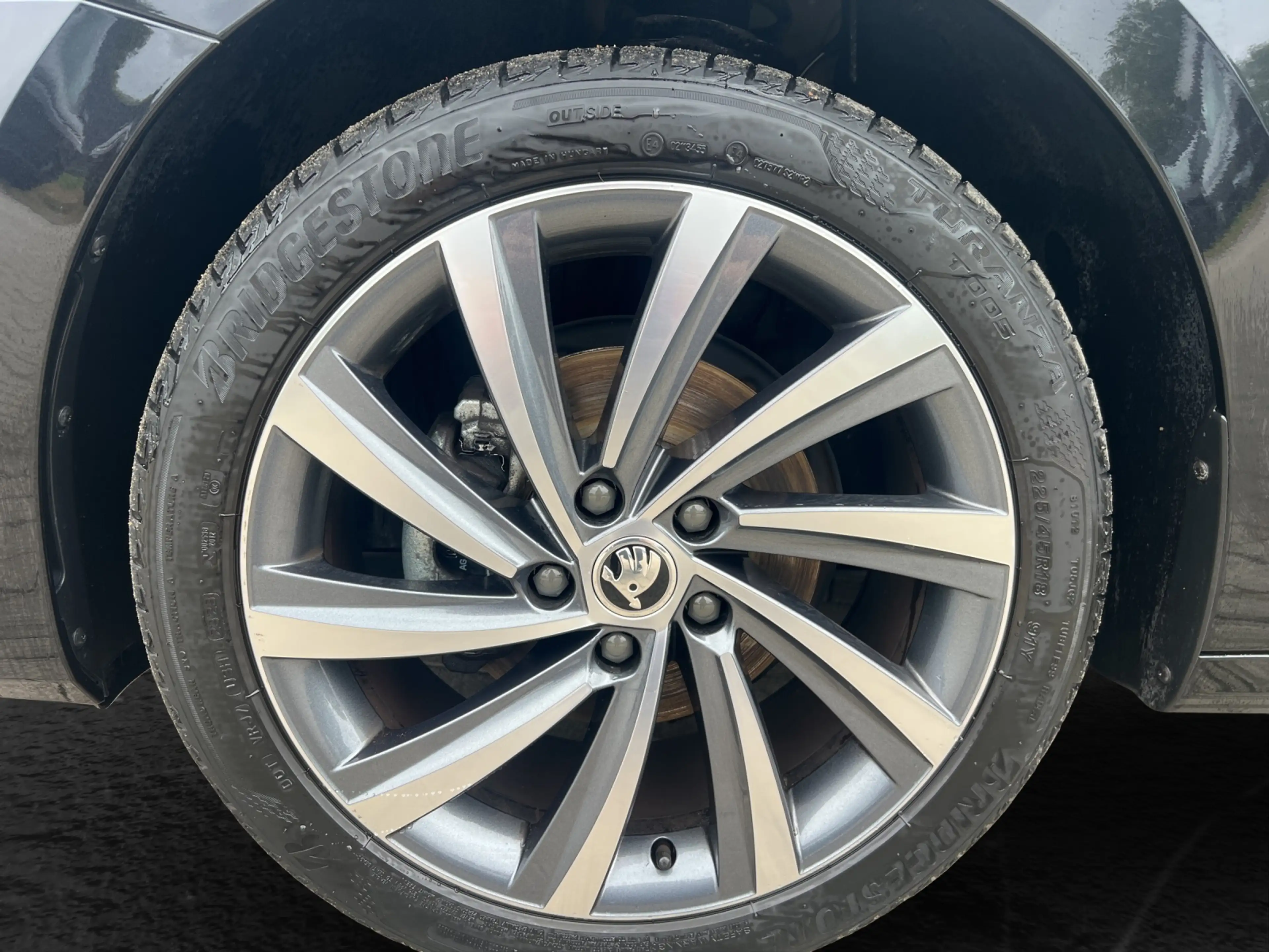 Skoda Octavia Combi 2.0 TDI DSG Style — photo 5