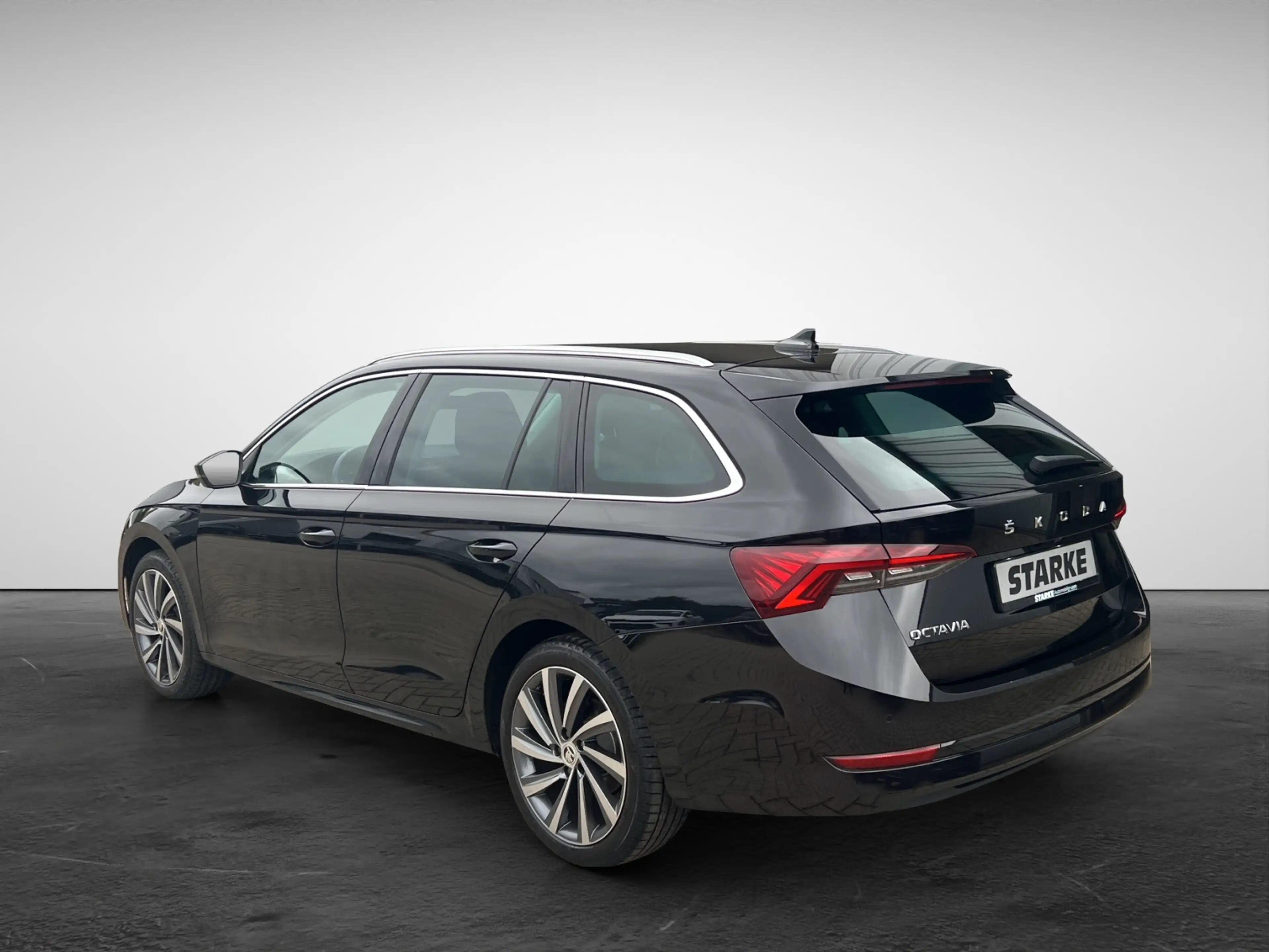 Skoda Octavia Combi 2.0 TDI DSG Style — photo 4