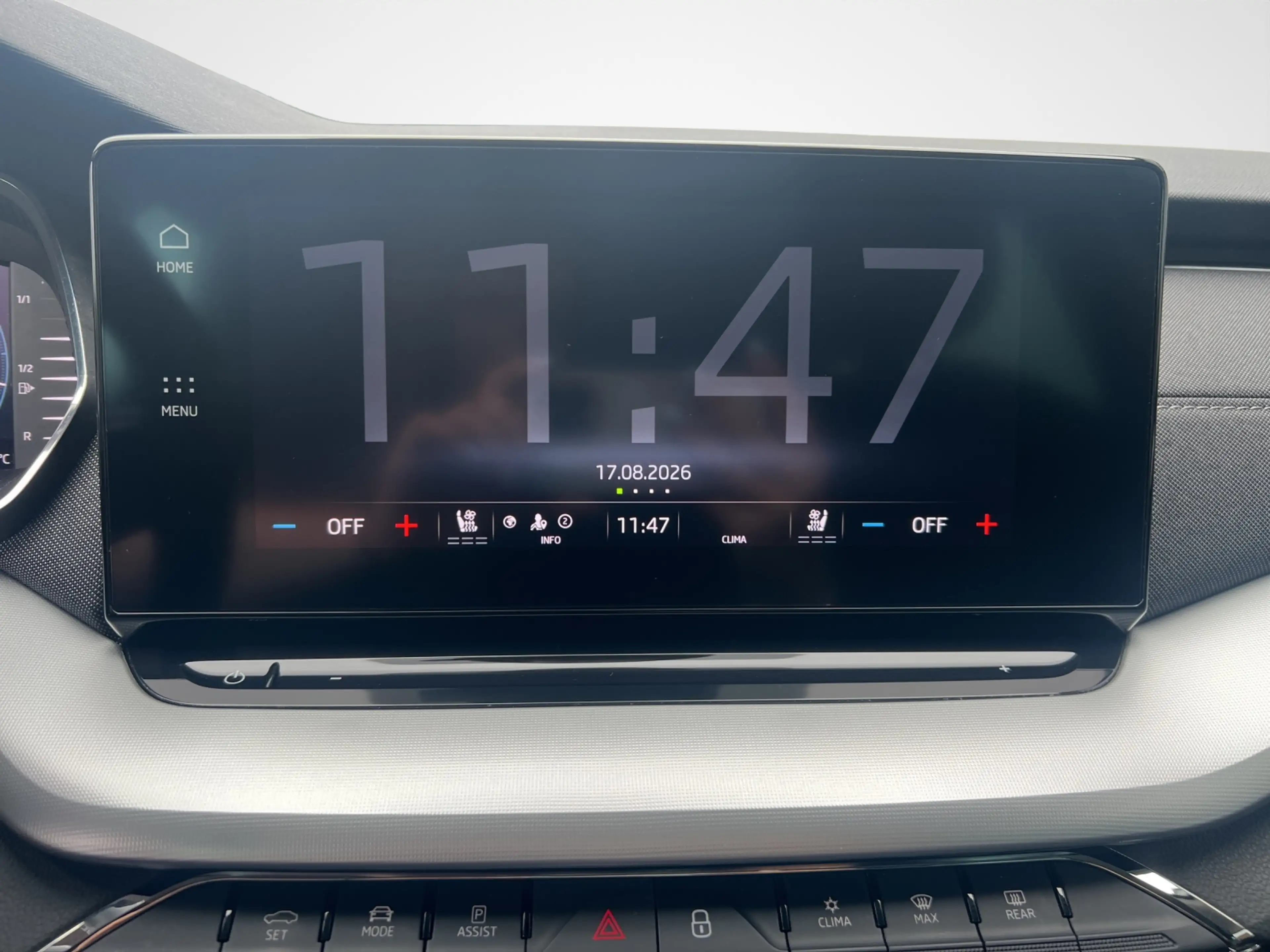 Skoda Octavia Combi 2.0 TDI DSG Style — photo 10