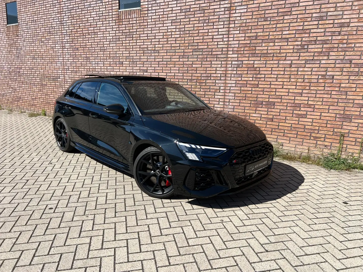 Audi RS3 A3 Sportback 2.5 TFSI quattro Performance Pano-B&O Zwart - 2