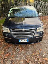 Grand Voyager 2.8 crd Limited auto dpf