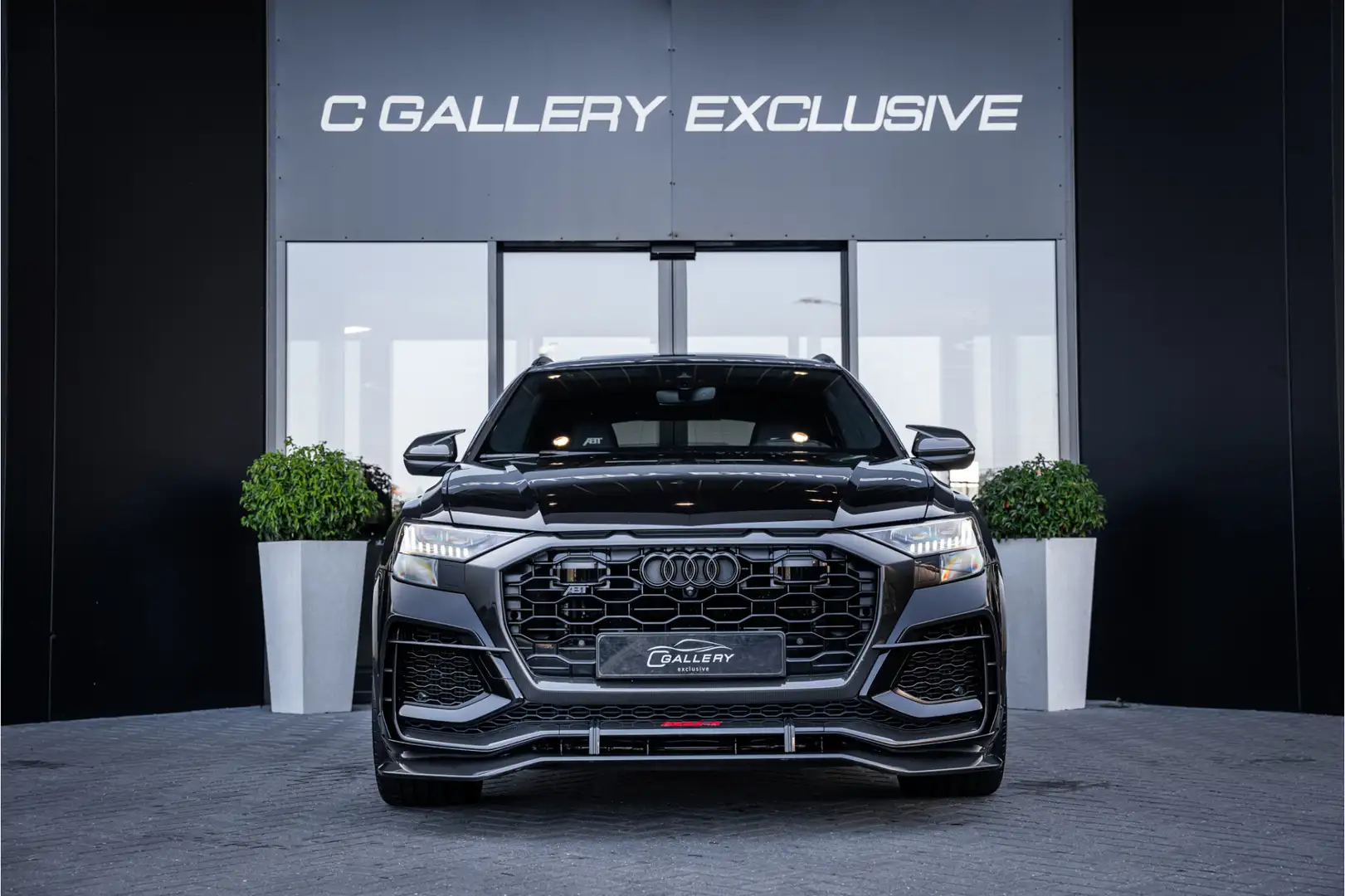 Audi RS Q8 RSQ8-R ABT 4.0 TFSI quattro - 1 of 125 | 740pk | P Noir - 2