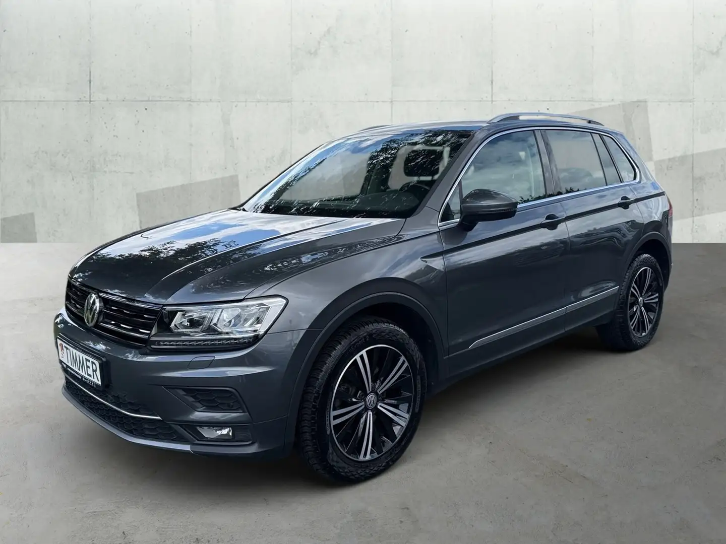 Volkswagen Tiguan 2.0 TDI Highline 4Motion Navi AHK LED SHZ Silver - 2