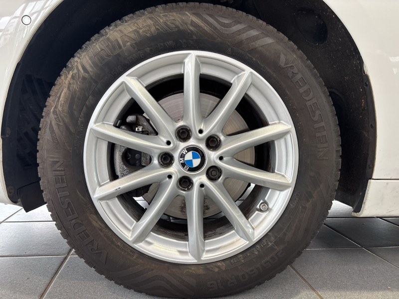 BMW 218 Active Tourer Advantage i AHK-abnehmbar *Verkauf n — photo 15