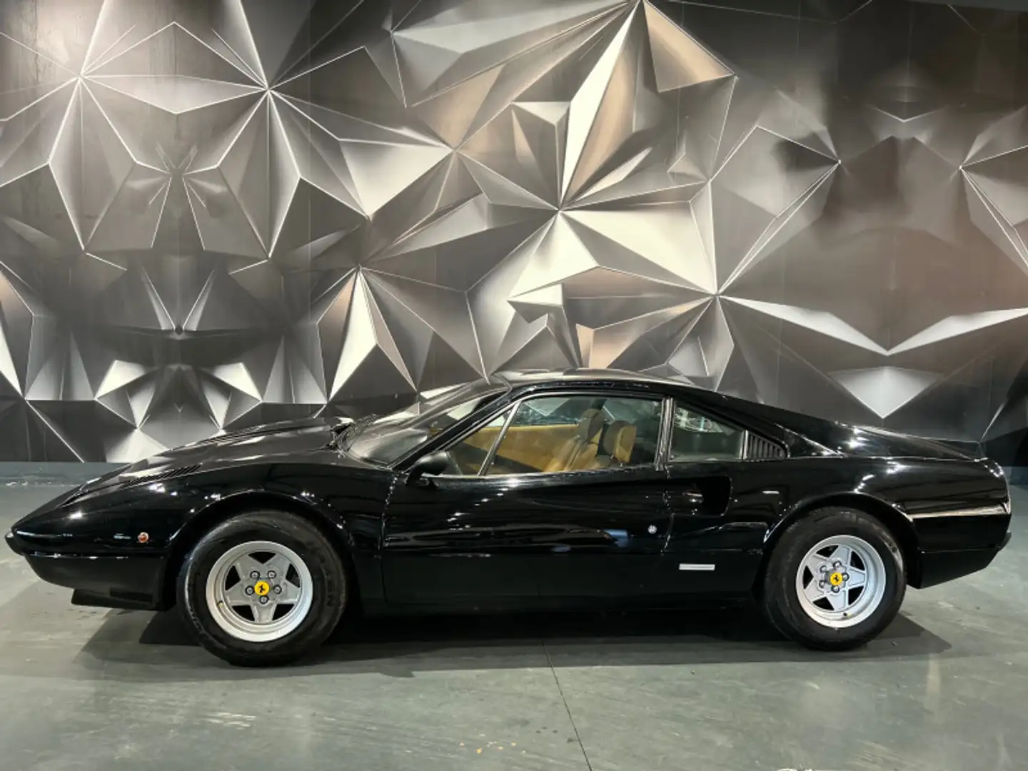 Ferrari 308 GTB - 2