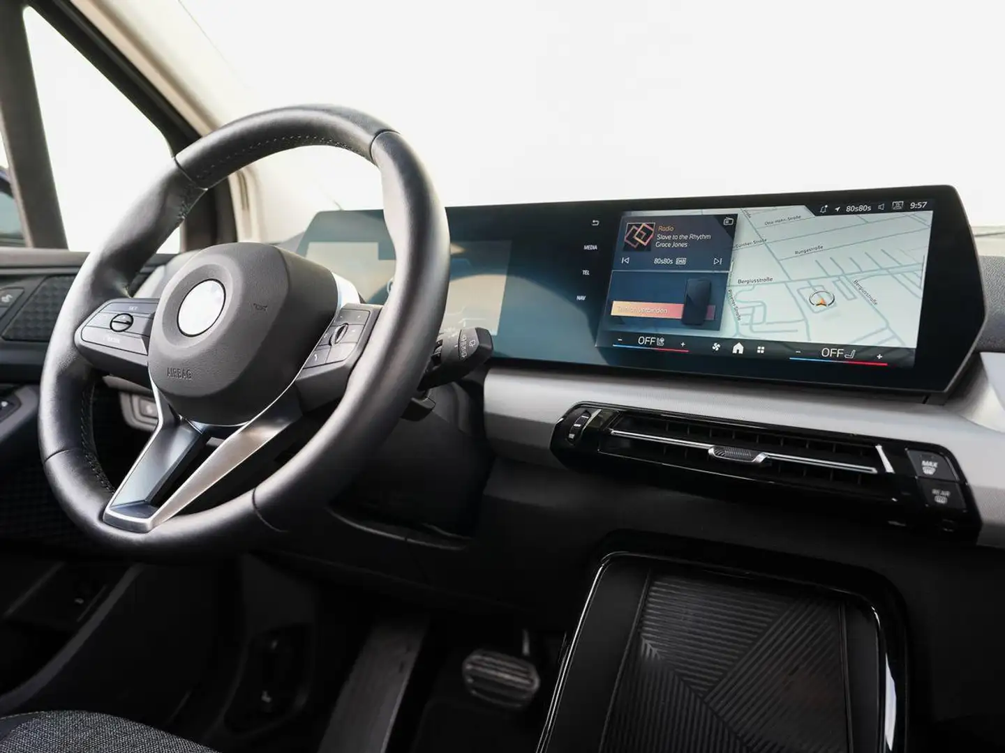 BMW 218 218i Active Tourer Travel GSD AHK RFK SpSitz DAB Blau - 1