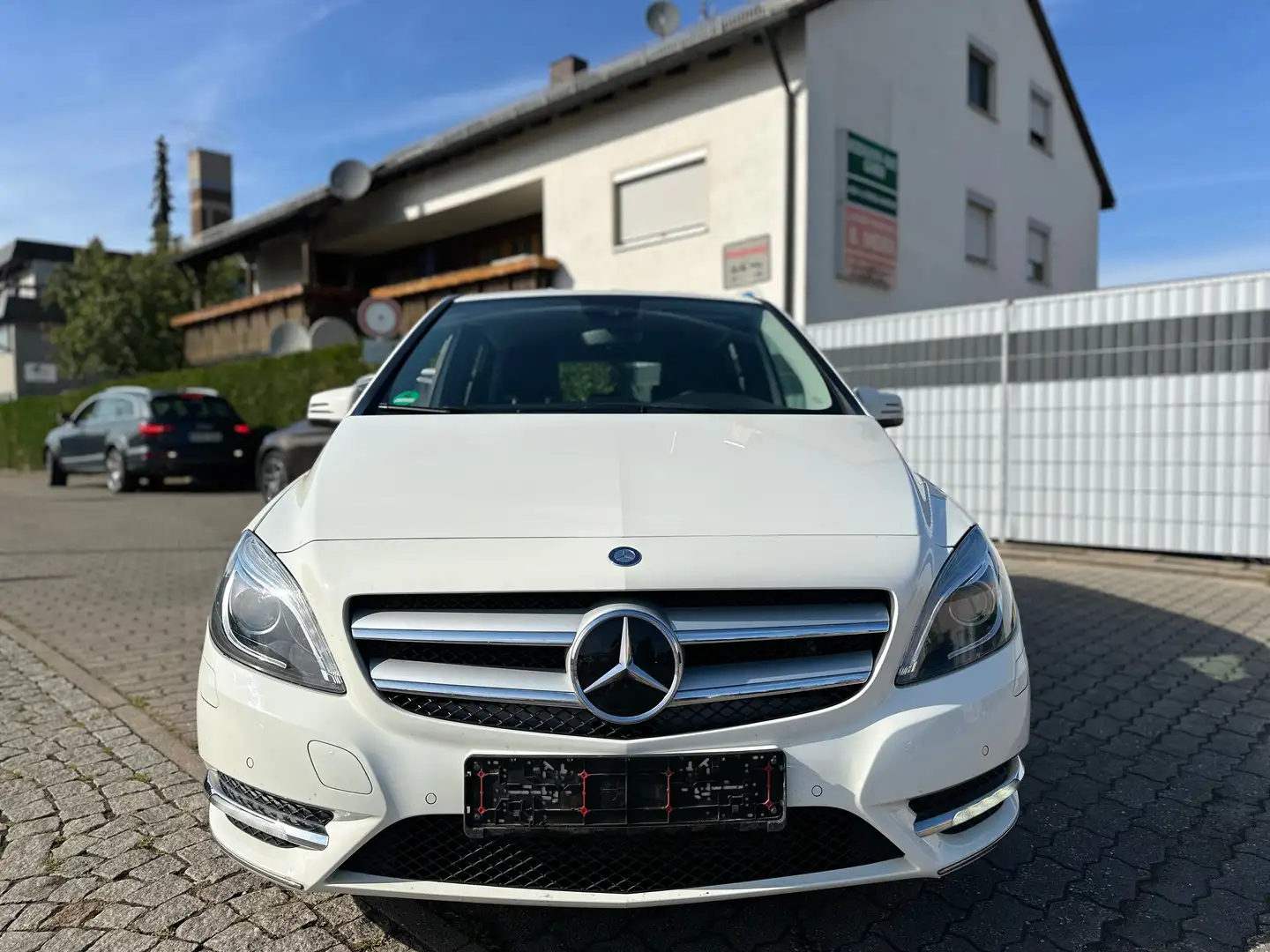 Mercedes-Benz B 200 B 200 CDI Edition 1*Navi*Cam*Xenon*Spur-HA*TWA Weiß - 2