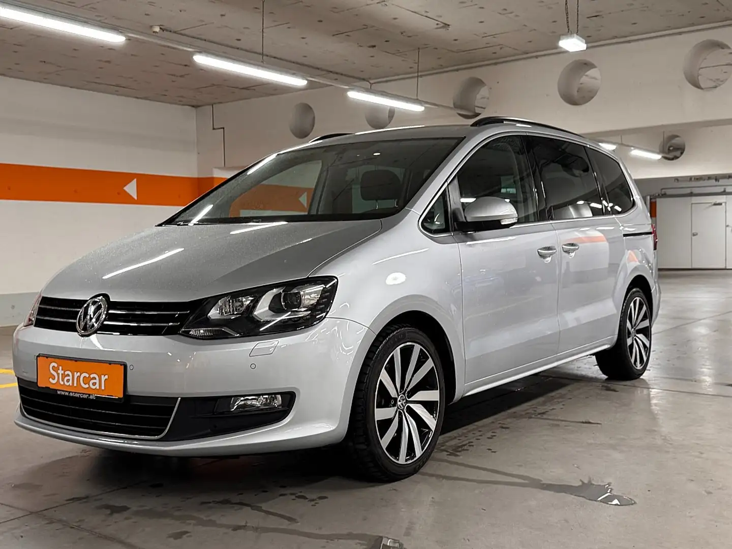 Volkswagen Sharan Business BMT SCR 2,0 TDI DSG 4Motion*BI-XENON*R... Gris - 1