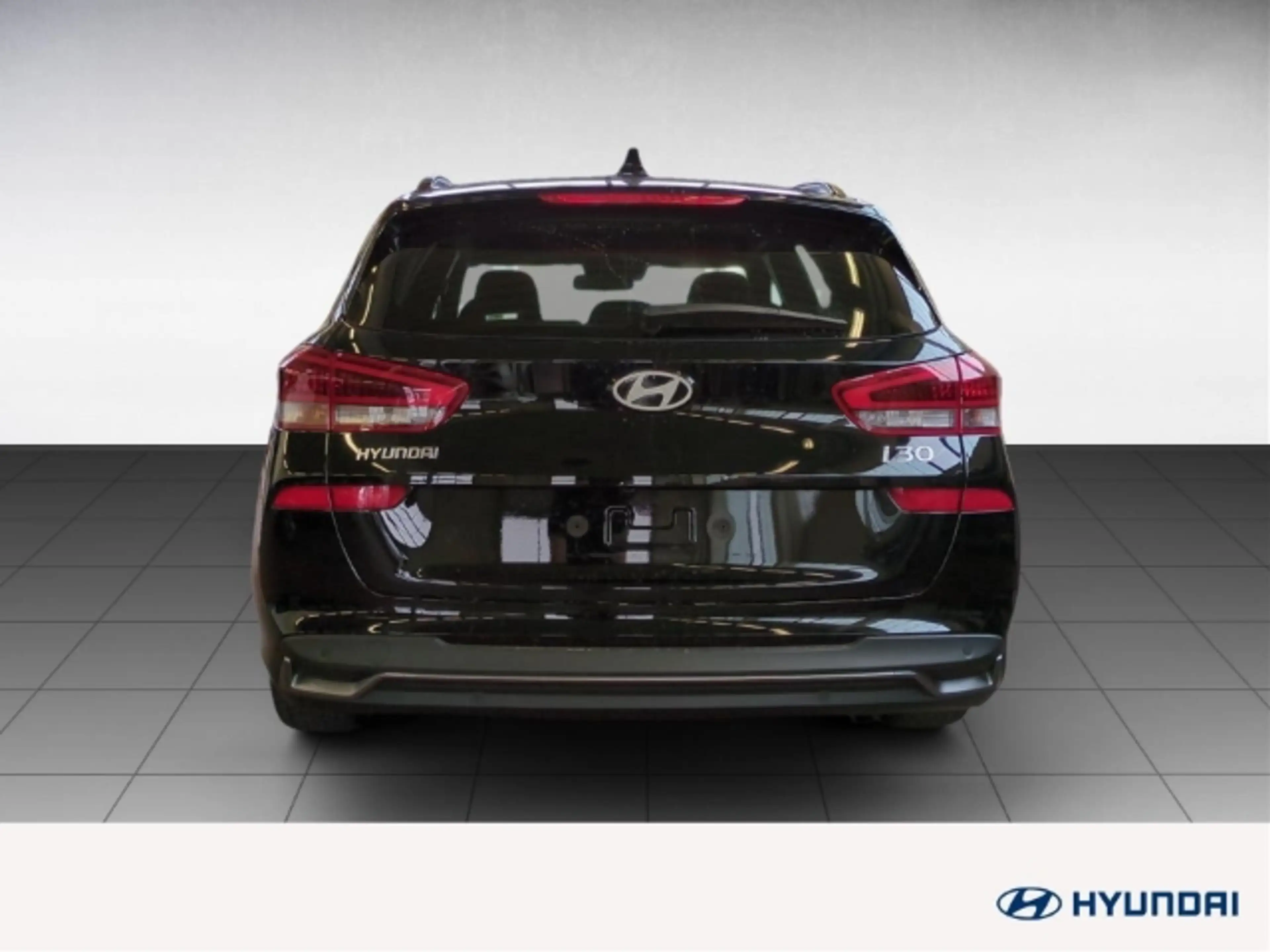 Hyundai i30 Mild-Hybrid 1.5 T-GDI Advantage Allwetterreifen+Na — photo 5