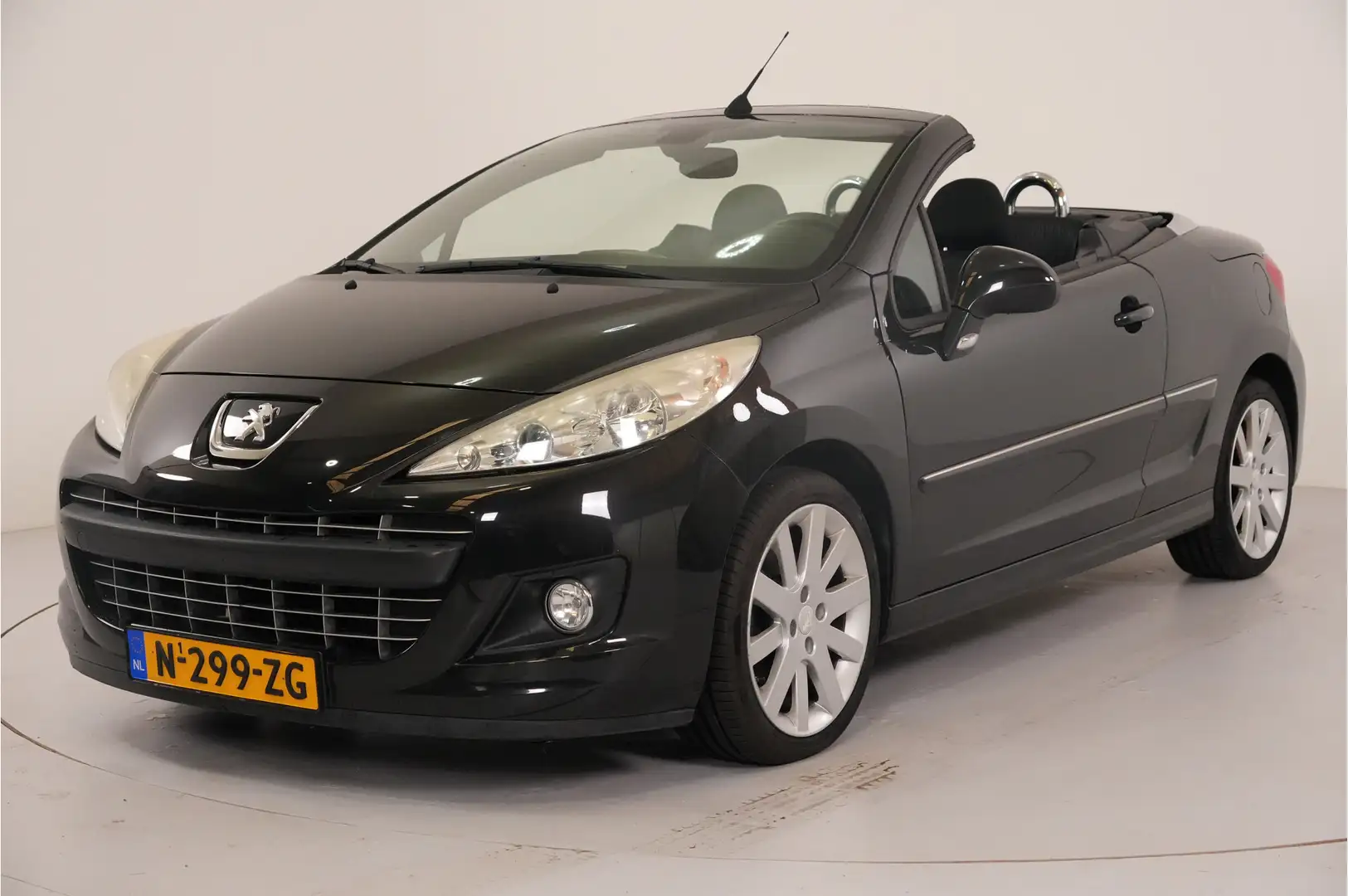 Peugeot 207 CC 1.6 VTi Roland Garros | Automaat | Zwart - 2