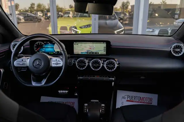 Mercedes-Benz CLA view 17