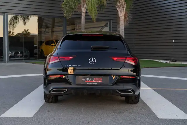 Mercedes-Benz CLA view 5