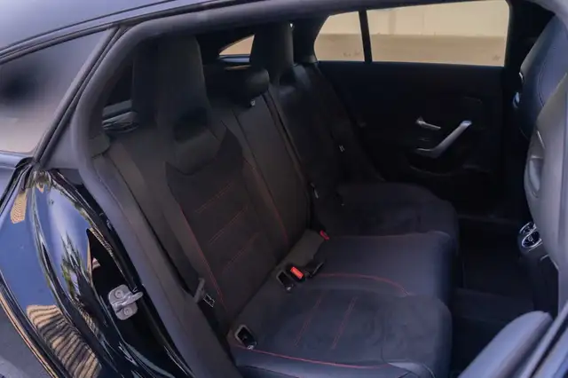 Mercedes-Benz CLA view 21