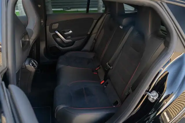 Mercedes-Benz CLA view 20