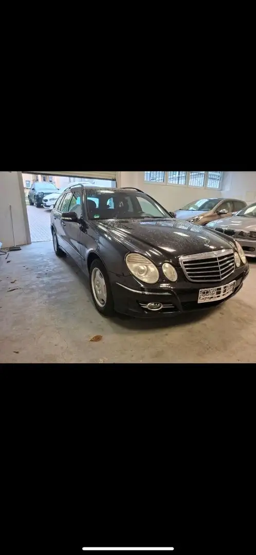 Mercedes-Benz E 280 T CDI AVANTGARDE-LEDER-TEMPO-NAVI-SITZHEIZ Noir - 2