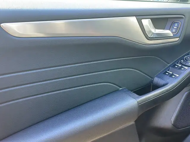 Ford Kuga view 13