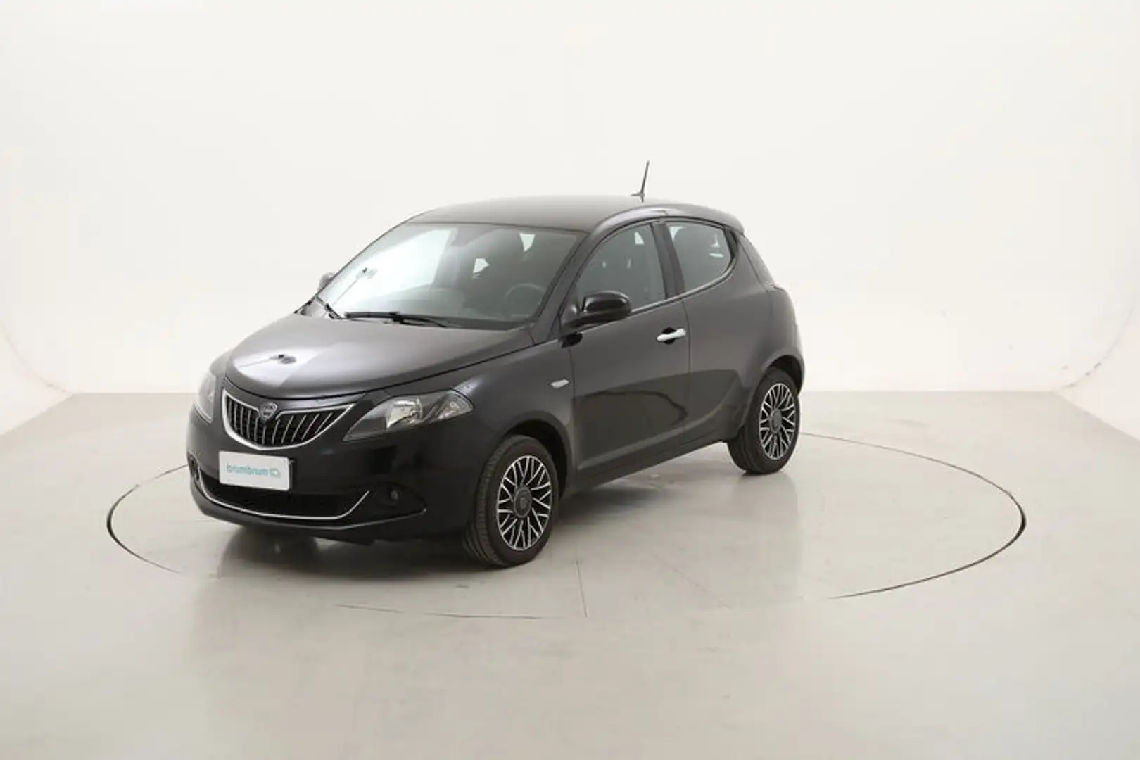 Lancia Ypsilon Hybrid Platino 1.0 Mild Hybrid 70CV Nero - 1