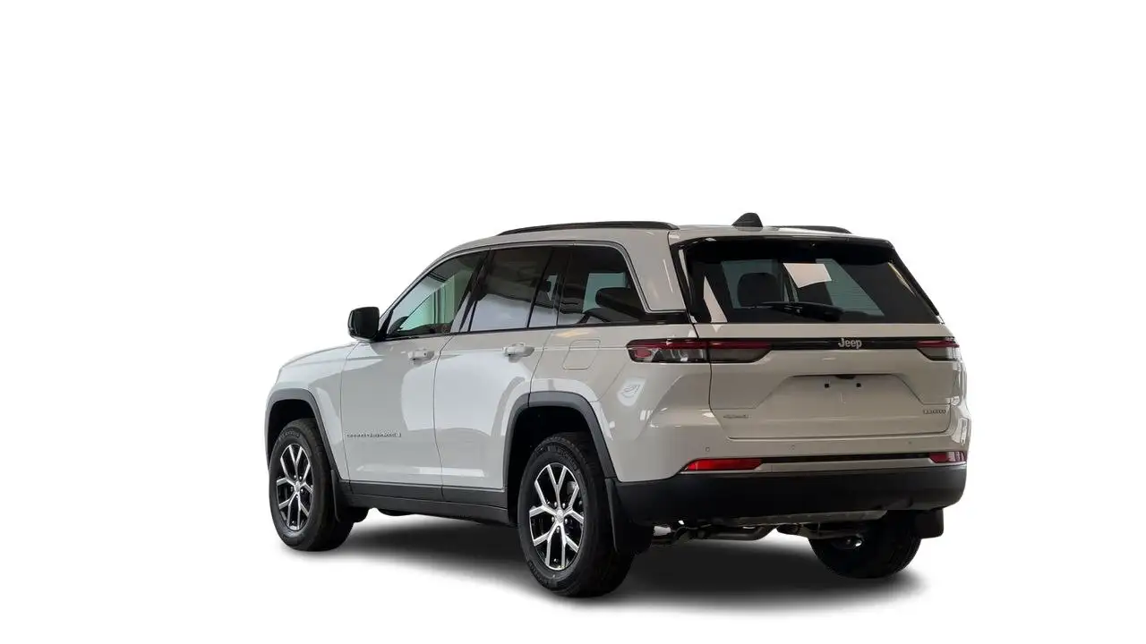 Jeep Grand Cherokee photo Jeep Grand Cherokee