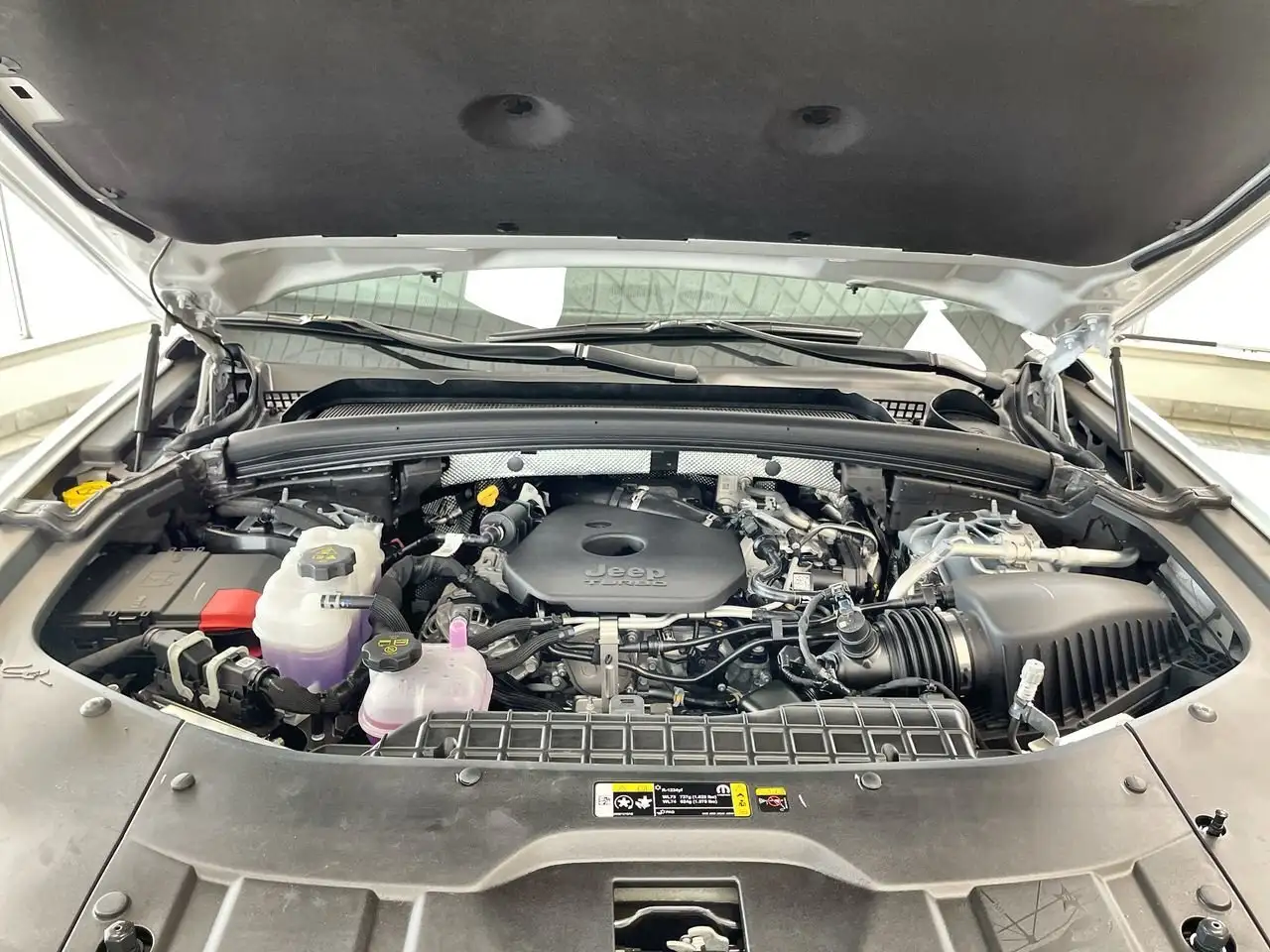 Jeep Grand Cherokee photo Jeep Grand Cherokee