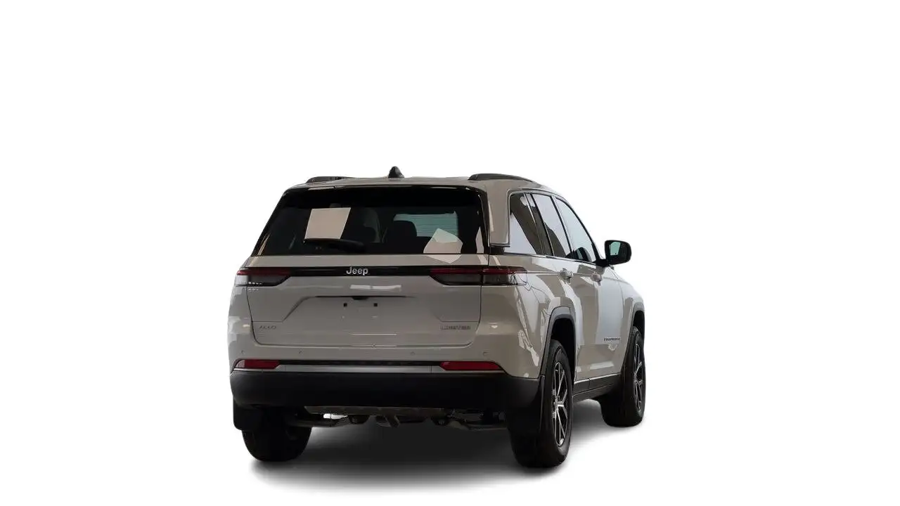 Jeep Grand Cherokee photo Jeep Grand Cherokee