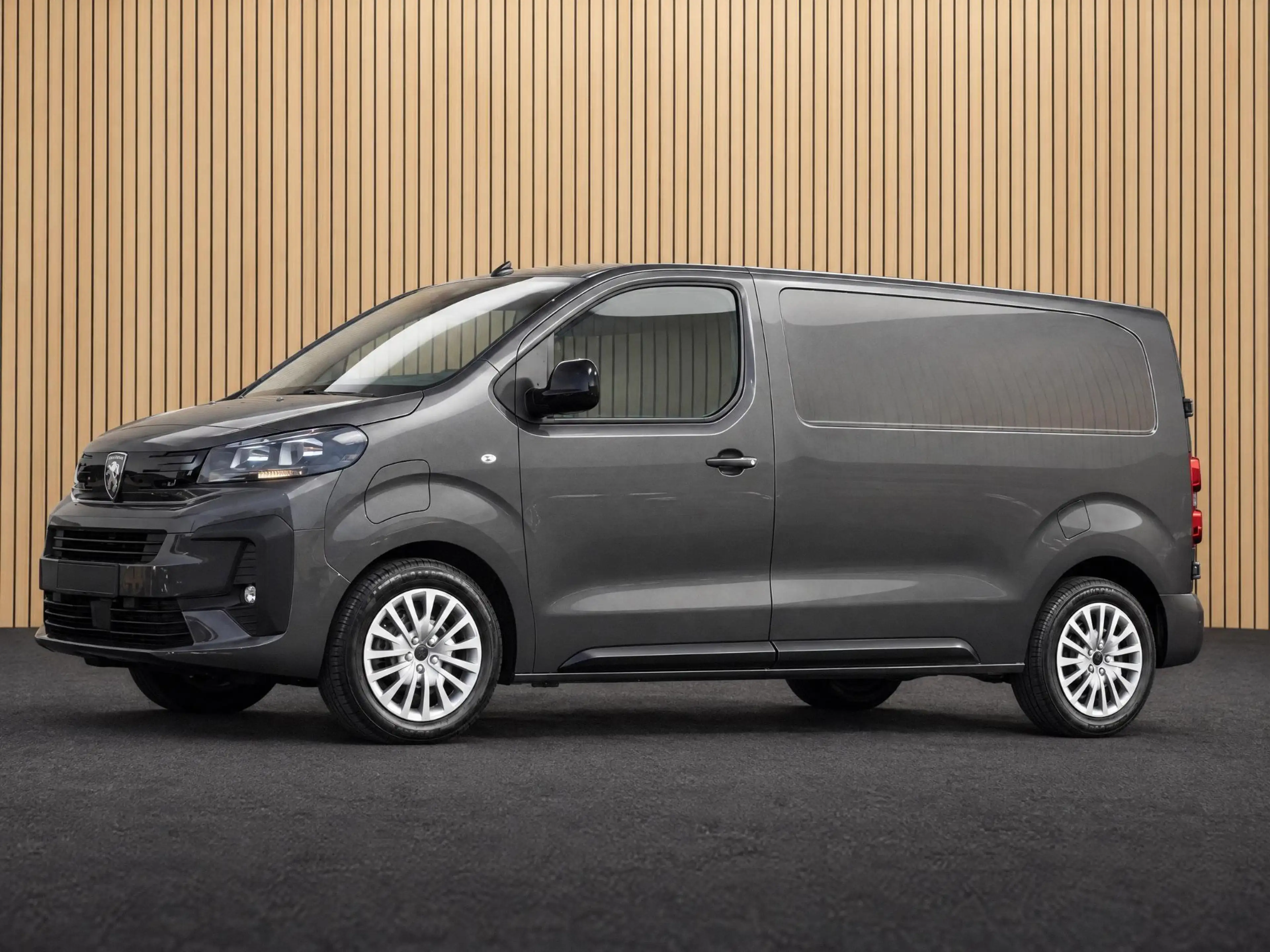 Peugeot e-Expert EV L2 75 kWh VOORRAAD KORTING — photo 5